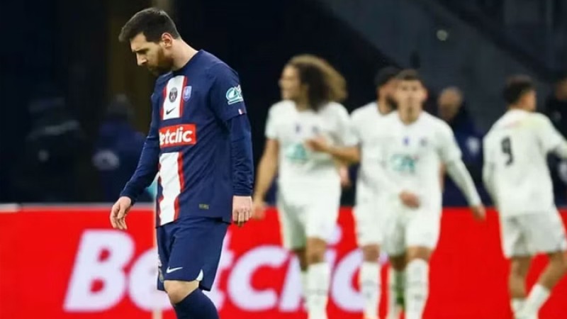 মেসি-নেইমারের পিএসজিকে বিদায় করে দিল মার্সেই