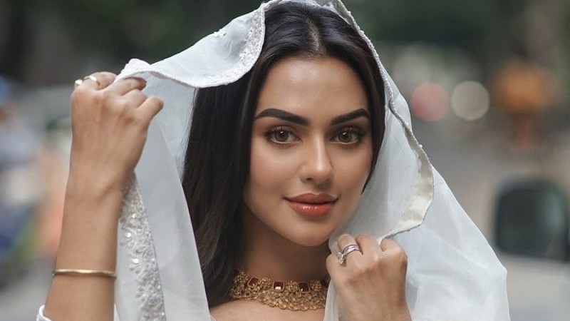 নুসরাত ফারিয়ার ‘বিবাহ অভিযান’ আপাতত হচ্ছে না