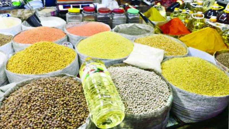 বেড়েছে তেল-চিনি-ডাল-আটার দাম