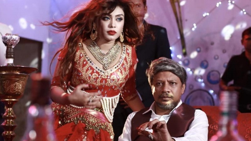 ৩৪টি সিনেমা হলে চলছে ‘বীরত্ব’