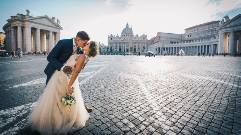 ইতালিতে বিয়ে করলেই মিলবে অর্থ