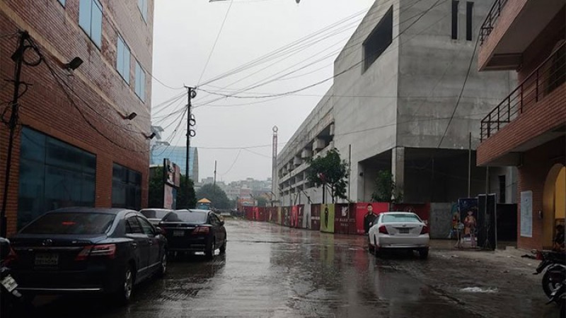 ঢাকাসহ ৬ জেলায় কালবৈশাখীর আঘাত