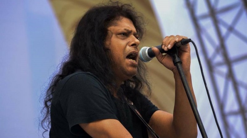 আশা জাগিয়েও মন্দা উৎসবের গানে