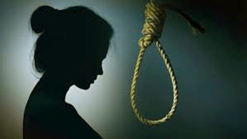 প্রেমিকের সাথে মনোমালিন্য, কিশোরীর রহস্যজনক মৃত্যু