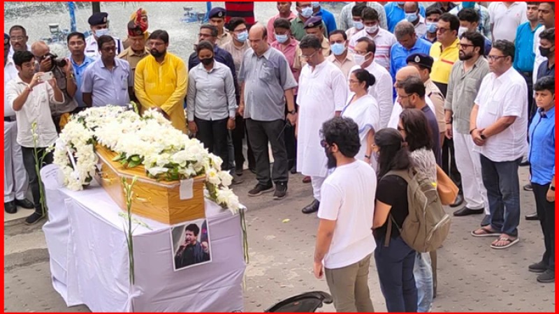 কফিনে শুয়ে কলকাতা ছাড়লেন কেকে, মুম্বাইয়ে শেষকৃত্য