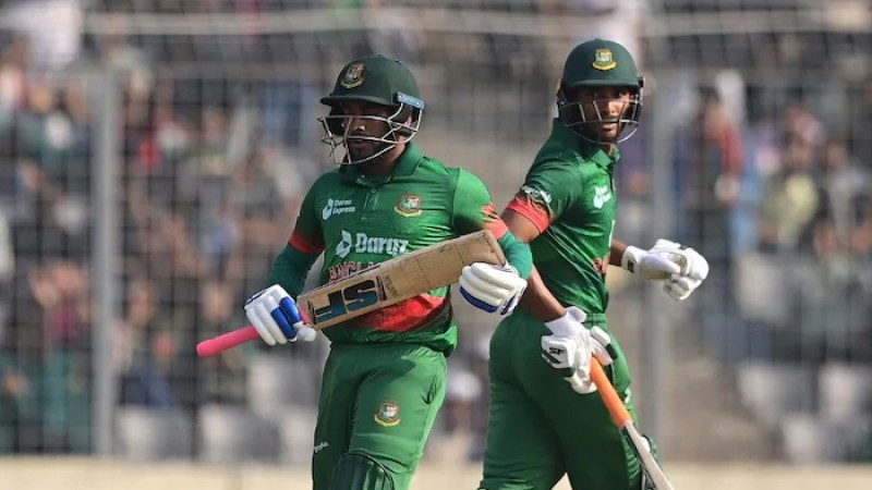 মিরাজের শতক, রেকর্ড জুটিতে বাংলাদেশের সংগ্রহ ২৭১