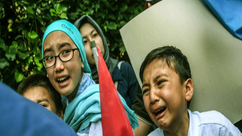 সংখ্যালঘু মুসলিম শিশুদের জোরপূর্বক এতিমখানায় নিচ্ছে চীন