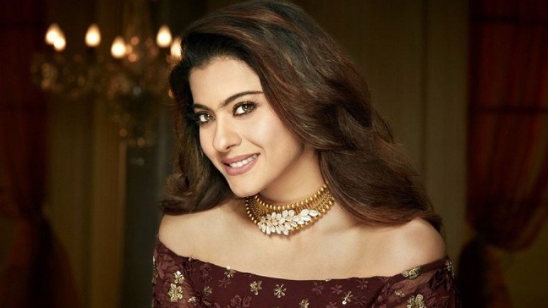 নিজেকে ভেঙে নতুন করে গড়ছেন কাজল