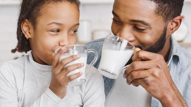 দুধের সঙ্গে যেসব খাবার খাবেন না