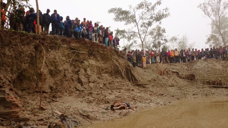 কুড়িগ্রামে অজ্ঞাত এক ব্যাক্তির মরদেহ উদ্ধার