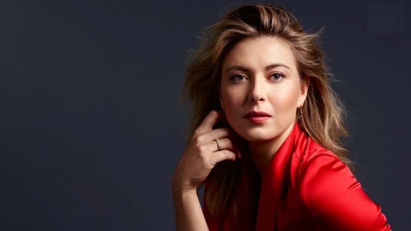 শারাপোভার ঘর আলো করে এলো নতুন অতিথি