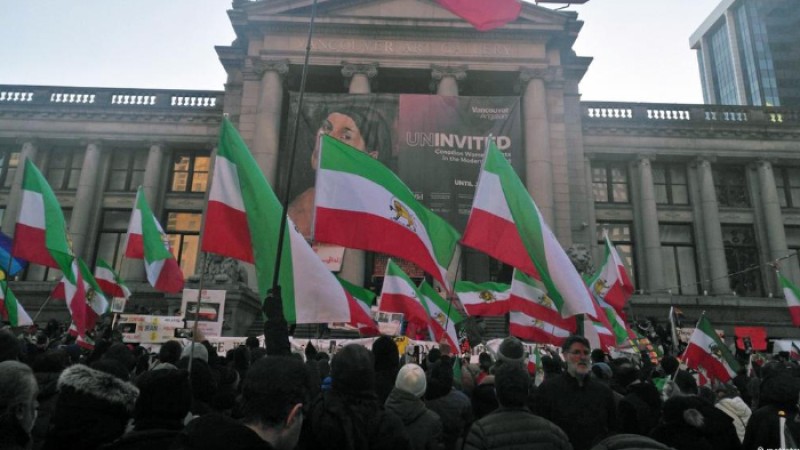 হিজাব আন্দোলনে অশান্তি, প্রথমবার মৃত্যুদণ্ডের নির্দেশ দিল ইরান