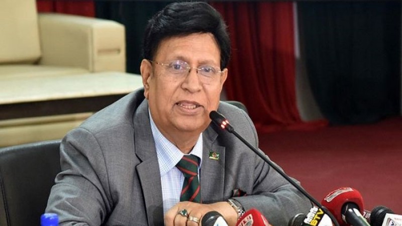 আমরা এত নিচু মানসিকতার নই, ভারতে ইলিশ পাঠানো নিয়ে মোমেন