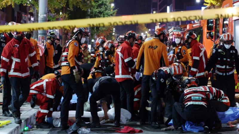 দক্ষিণ কোরিয়ায় হ্যালোইন উৎসবে পদদলিত হয়ে নিহত ১২০