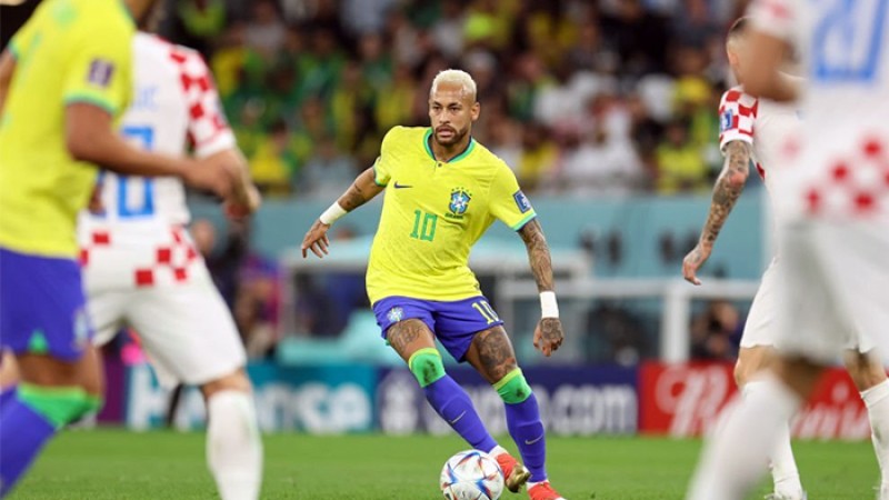 সেমিতে ওঠার লড়াইয়ে গোলশূন্য থেকে বিরতিতে ব্রাজিল-ক্রোয়েশিয়া