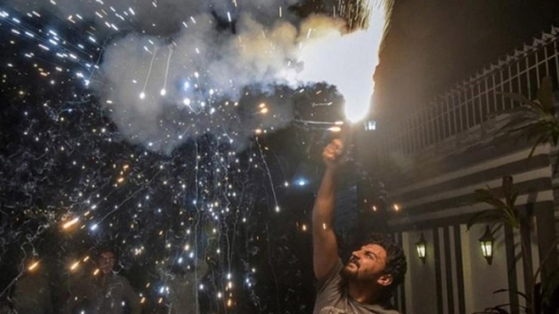 পাকিস্তানের জয় উদযাপনে বাবার গুলিতে ছেলে ও বন্ধুর মৃত্যু