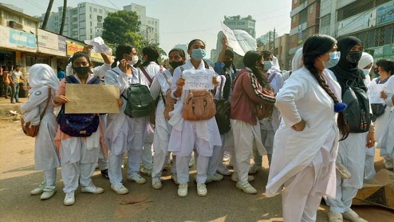 শিক্ষার্থীদের ৪৮ ঘণ্টার আলটিমেটাম