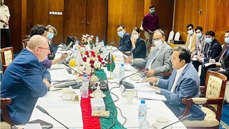 করোনা মোকাবিলা করে বাংলাদেশের অর্থনীতি ঘুরে দাঁড়িয়েছে