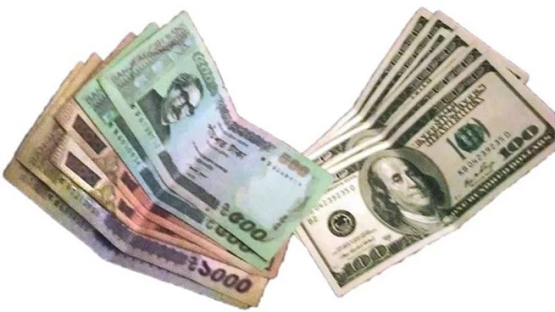 ৮০ পয়সা কমল টাকার মান