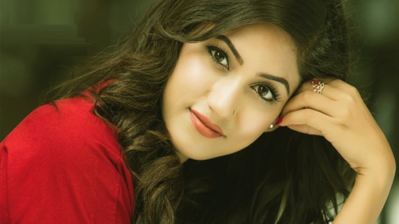 বিনা খরচে ত্বকের জেল্লা ফেরাতে চান! ভরসা রাখবেন কিসে