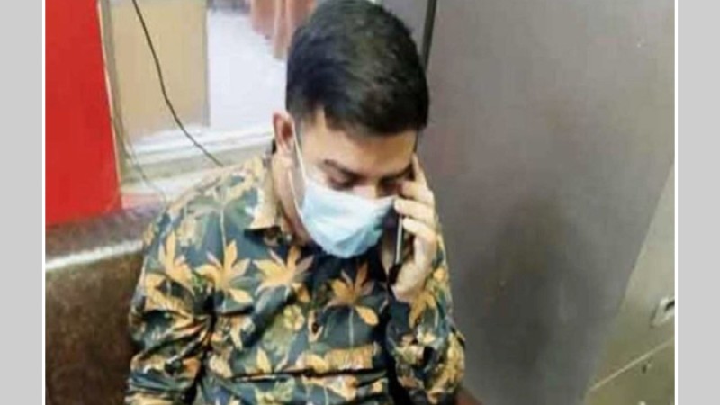 রাজশাহীতে বিমানযাত্রীর ব্যাগে মিলল ১৭ রাউন্ড গুলি