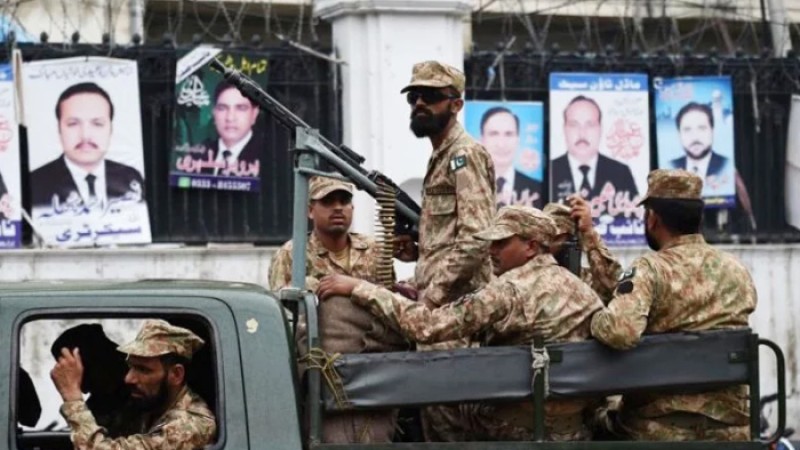 নাইজেরিয়ায় বিমান হামলায় নিহত ৭০