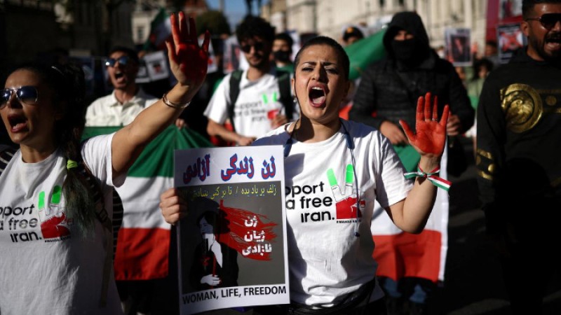 মাহসা আমিনির মৃত্যু : চার সপ্তাহে ইরানে নিহত ১০৮