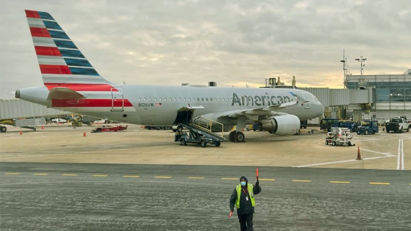 আবহাওয়ার কারণে যুক্তরাষ্ট্র জুড়ে ৮০০ ফ্লাইট বাতিল
