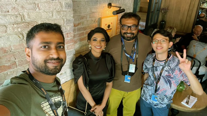 রেহানায় মুগ্ধ অনুরাগ ক্যাশপ