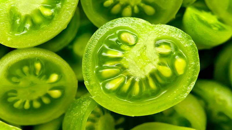 স্বাস্থ্যের খেয়াল রাখে কাঁচা টমেটো