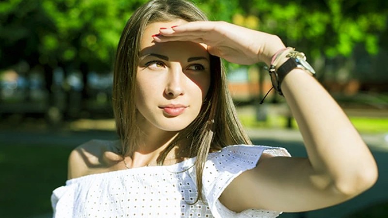 সানস্ক্রিন লোশন না কি স্প্রে, ত্বকের জন্য কোনটি বেশি উপকারী