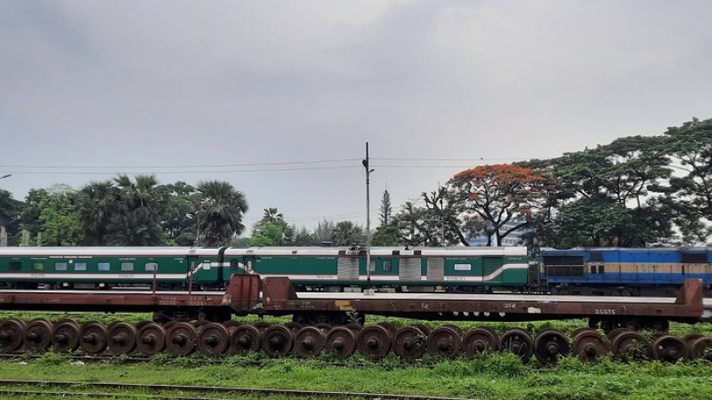২ বছর পর চালু ঢাকা-কলকাতা মৈত্রী এক্সপ্রেস