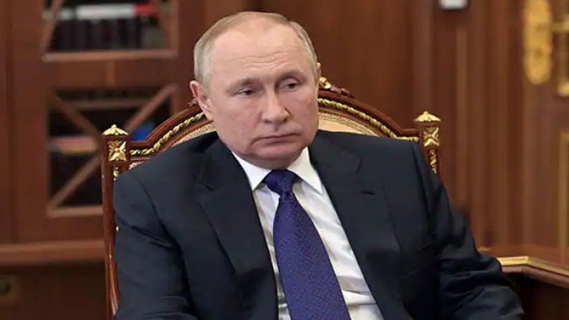 রাশিয়া ছাড়তে পারেন ১৫ হাজারের বেশি ধনকুবের