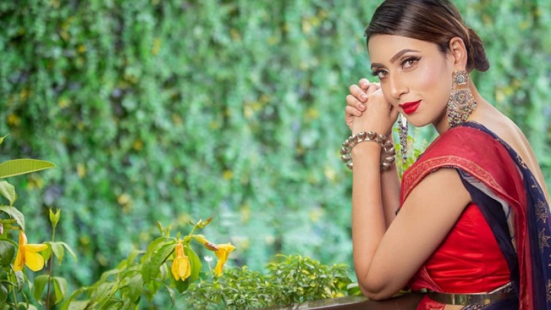 নতুন বিজ্ঞাপনে মিম