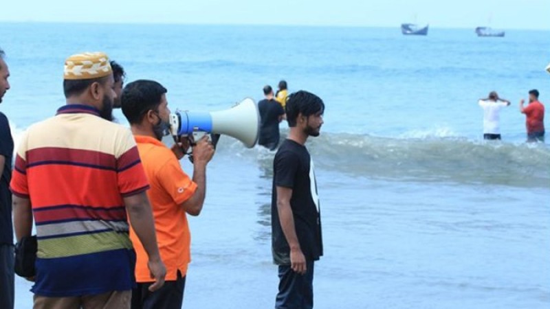 সেন্টমার্টিনে আটকা পড়েছেন ৩ হাজার পর্যটক