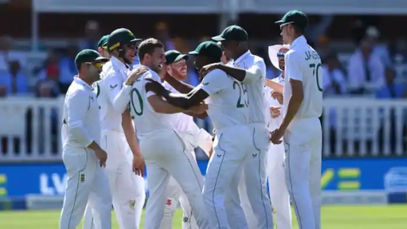 দক্ষিণ আফ্রিকাকে ১৫১ রানে গুঁড়িয়ে দিল ইংল্যান্ড