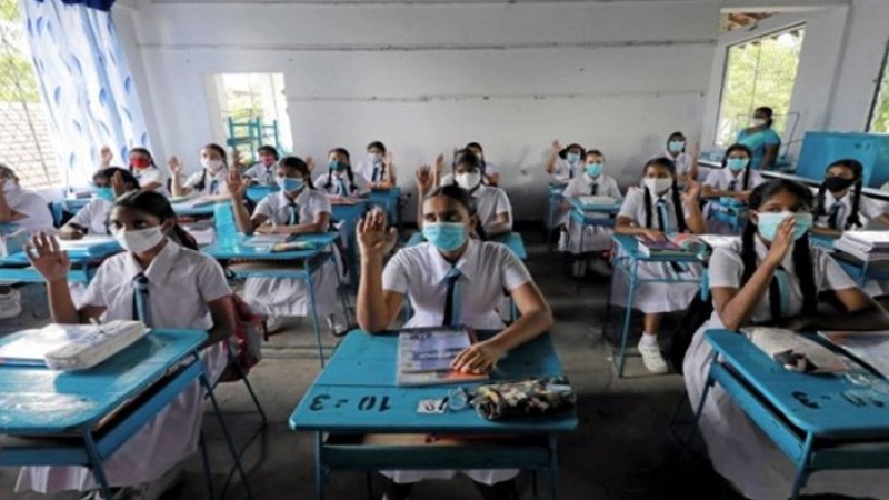 কাগজের অভাবে শ্রীলঙ্কায় পরীক্ষা বন্ধ